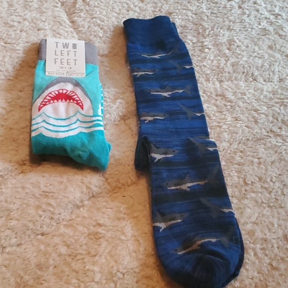 ●SOLD● NEW Bundle shark blue socks - Picture 6 of 8